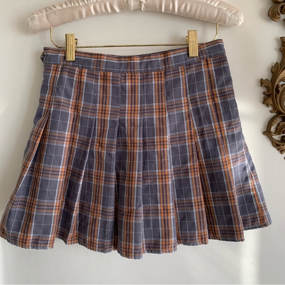 PLAID TENNIS SKIRT - Picture 3 of 9